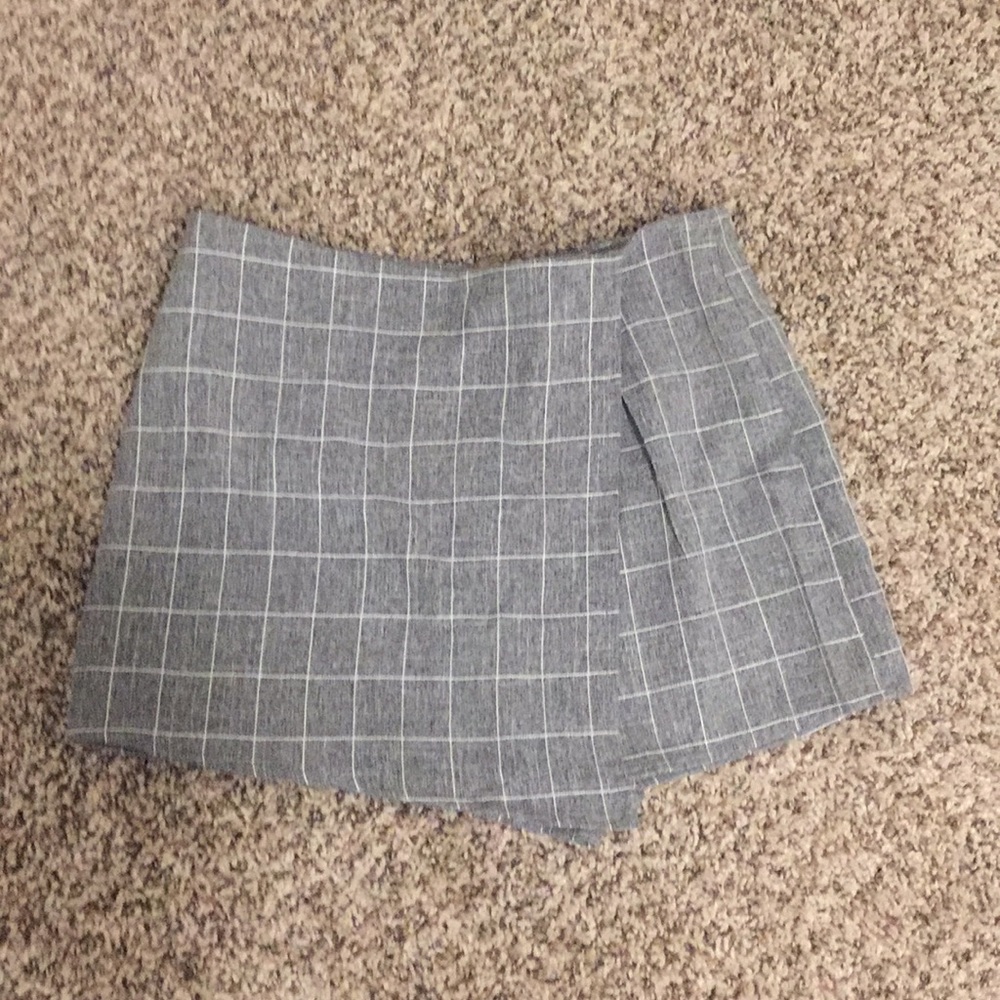 Forever 21 plaid prep style skort